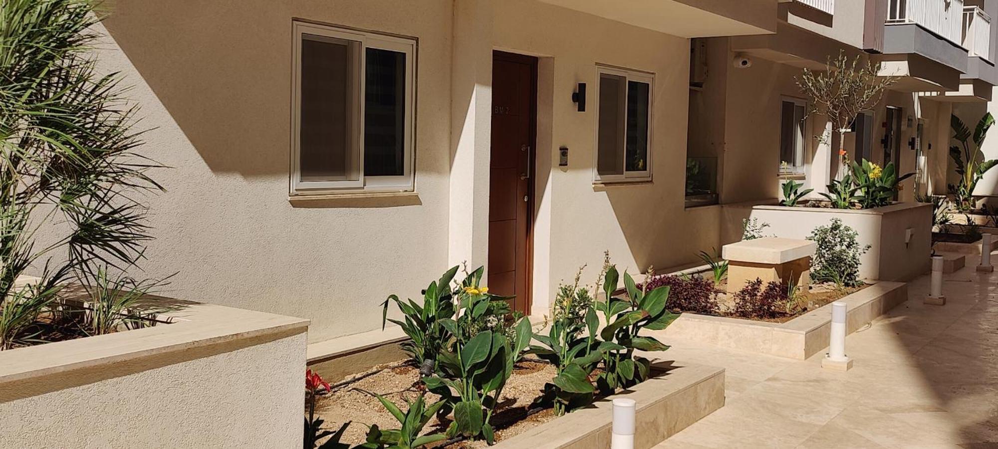 The Palm Court Daire St. Paul's Bay Dış mekan fotoğraf
